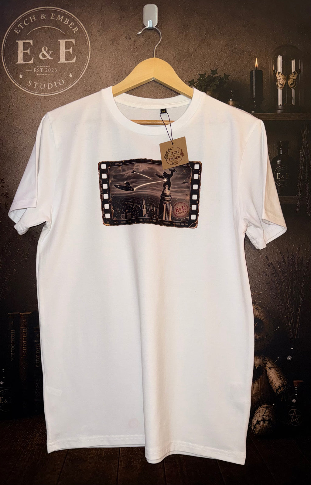Kong Encounters – Vintage Twist T-Shirt