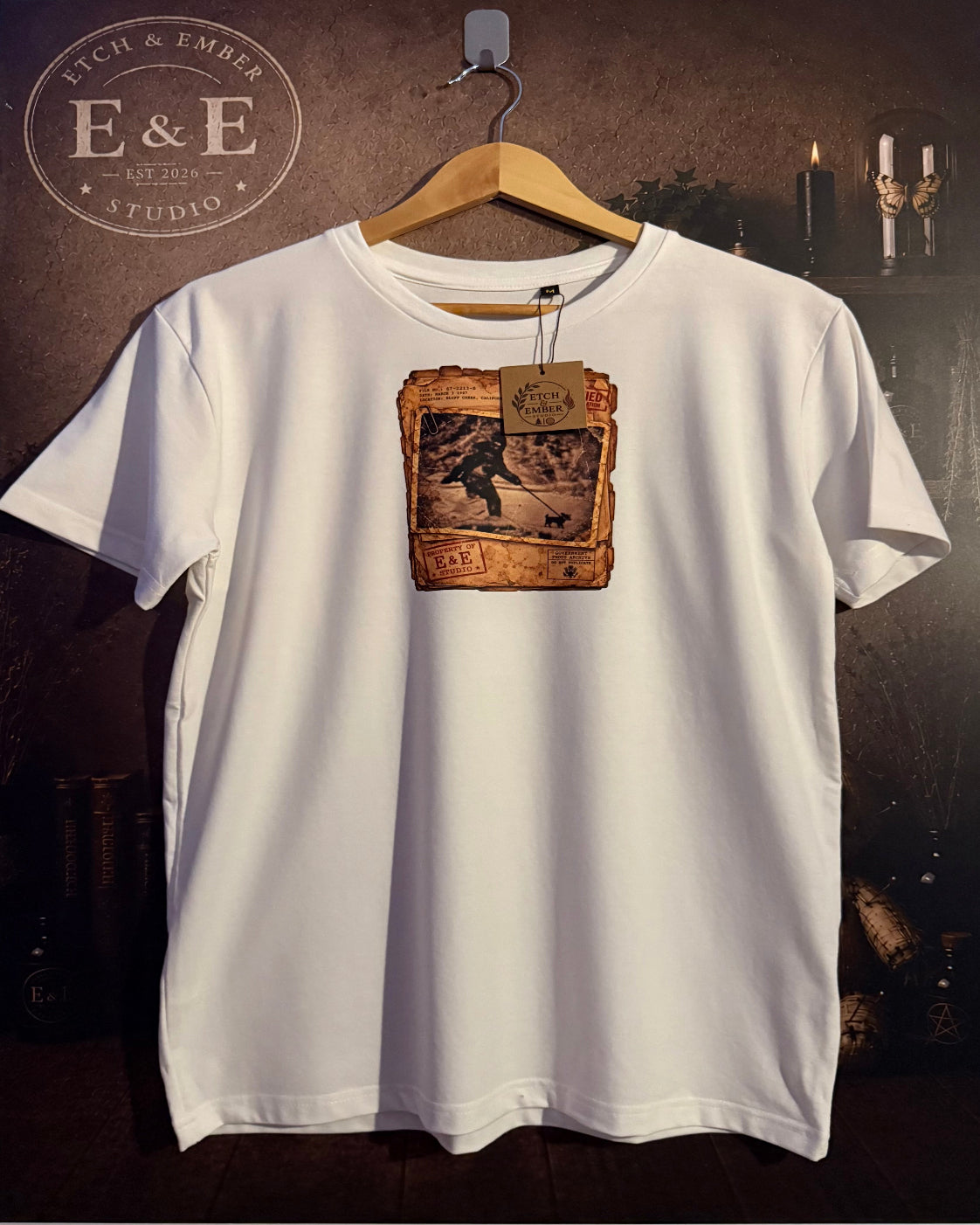 Big Foot, Little Dog -Vintage Twist T-Shirt