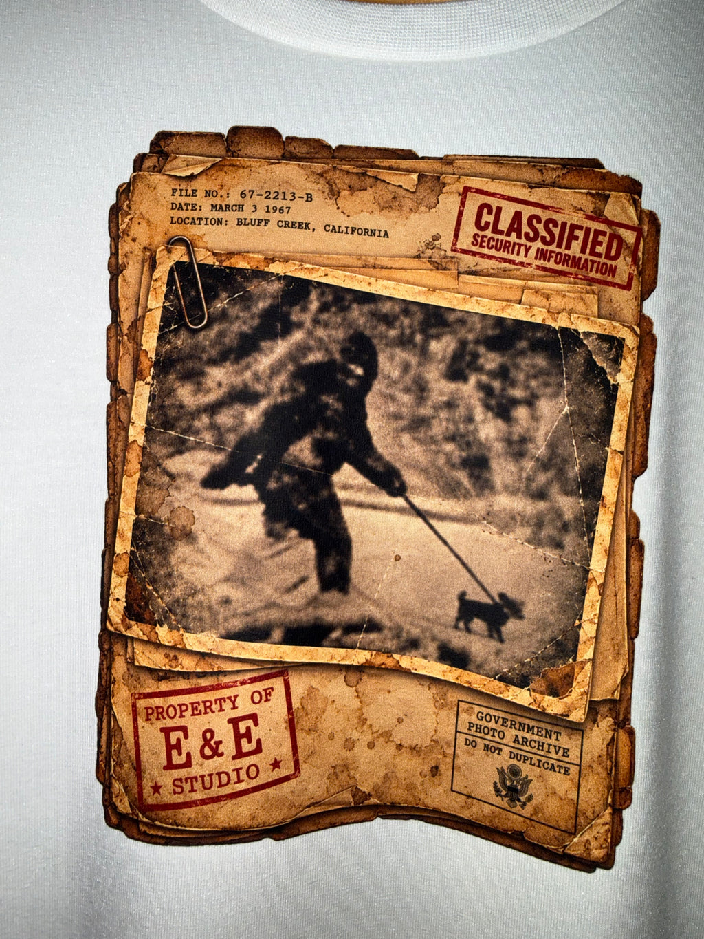 Big Foot, Little Dog -Vintage Twist T-Shirt