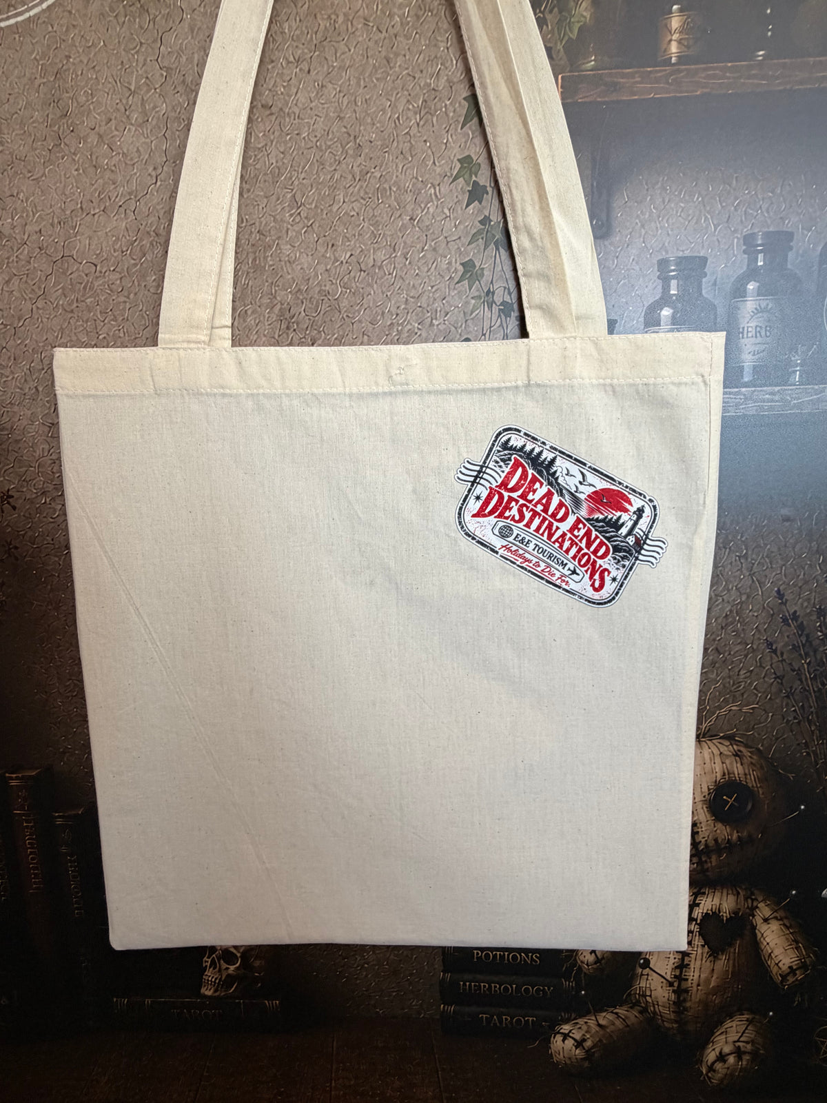 Woodsboro, California – Vintage Horror Tourism Tote Bag